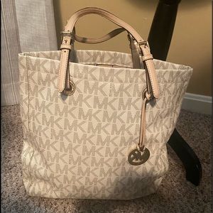 Michael Kors purse